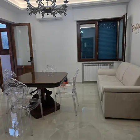Erminia Appartement *